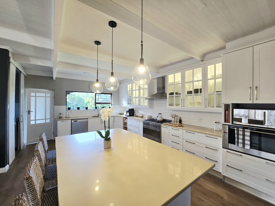 4 Bedroom Property for Sale in Bergsig Western Cape